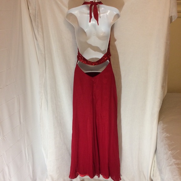 Susie Mooratoff Gown - Picture 4 of 8